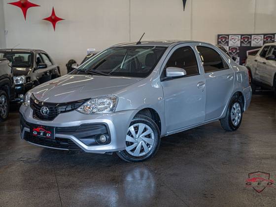 TOYOTA ETIOS 1.5 X PLUS SEDAN 16V FLEX 4P MANUAL